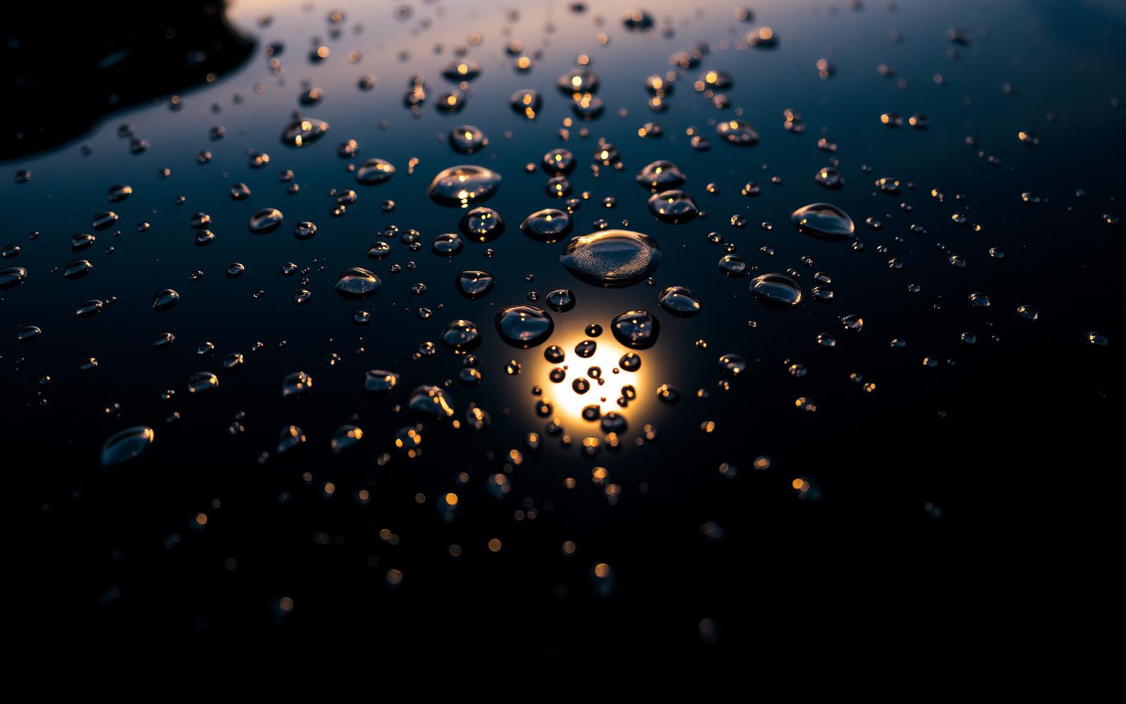 Water beading on a ceramic coated black hood